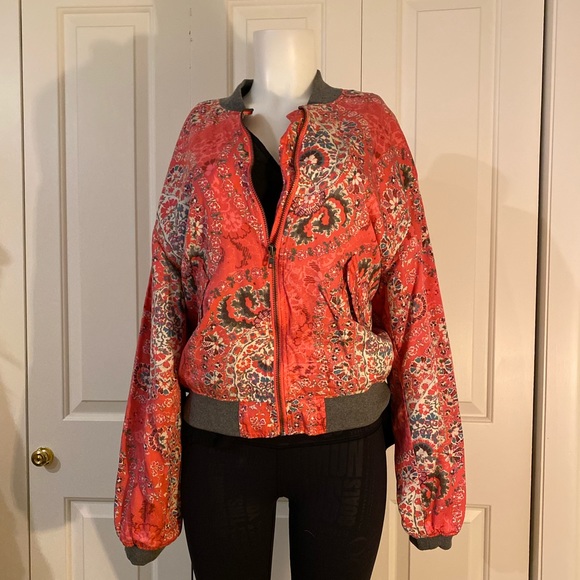 EUC free people floral bomber - Picture 2 of 4